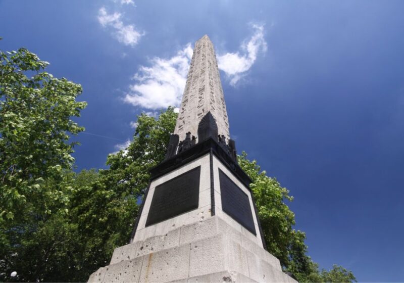 London: Must-See Landmarks & Attractions Self-Guided Tour - Piccadilly Circus