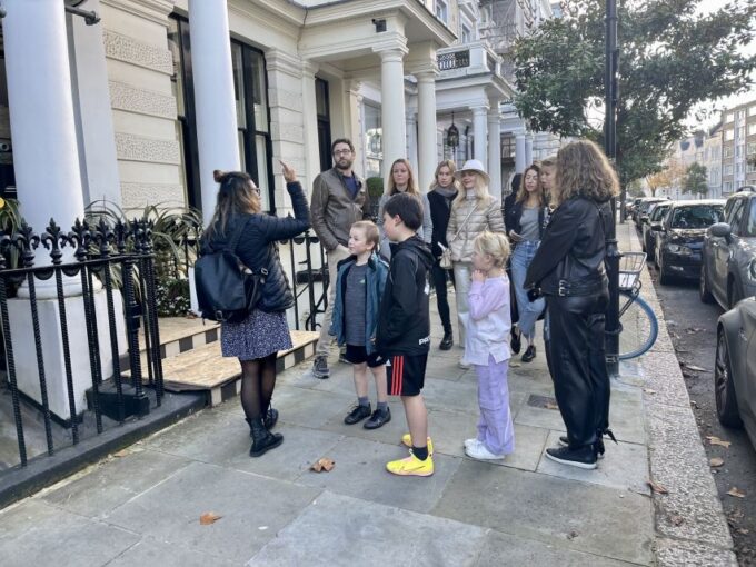 London: Notting Hill Film Locations and Stars Walking Tour - The Notting Hill Book Shop Ltd