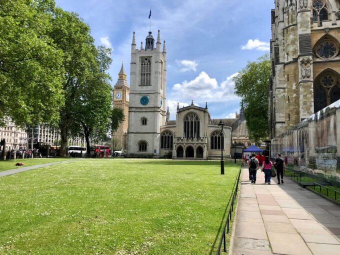 London: Parliament & Palaces Private Walking Tour With Guide - About the Tour Provider