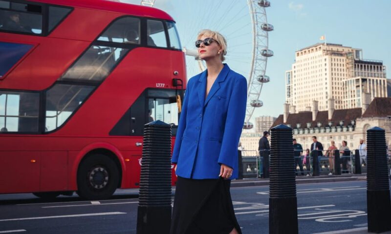 London Portraits by Famous Photographers - Transportation and Accessibility