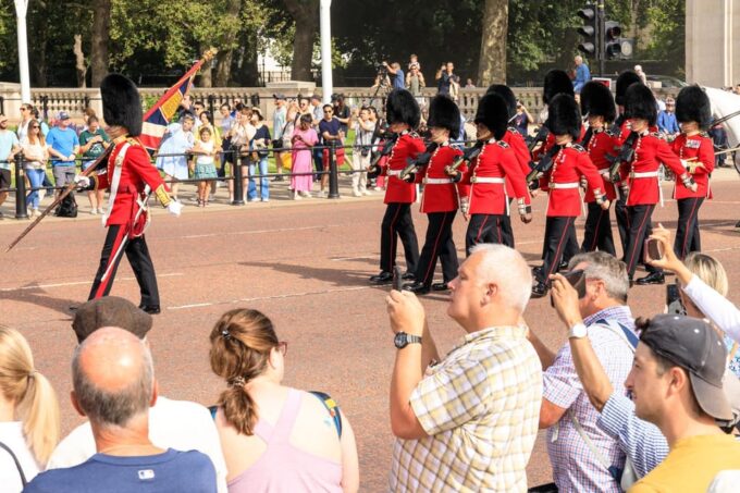 London: Princess Diana Exhibition & 30+ Top City Sights Tour - Booking and Cancellation Policy