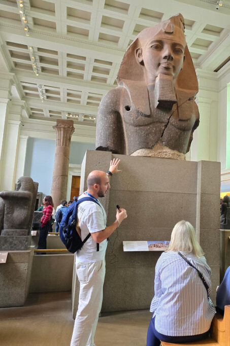 London: Private British Museum Guided Tour in Romanian - Tour Duration and Price