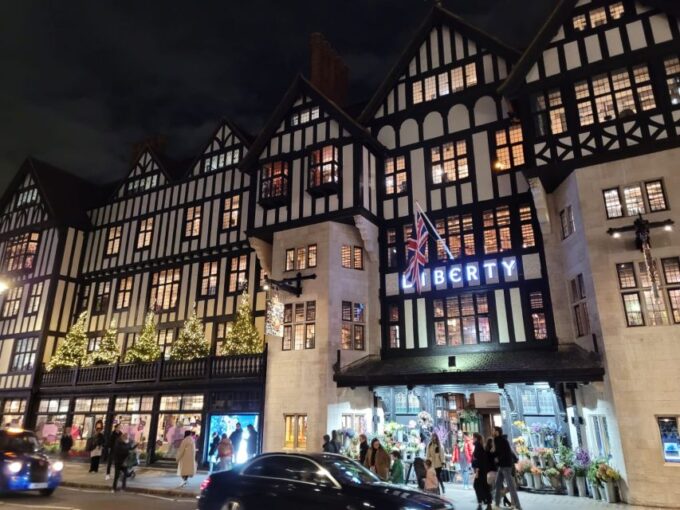 London: Private Christmas Lights and Markets Walking Tour - Frequently Asked Questions