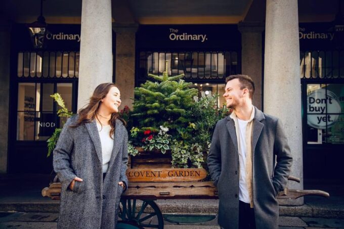 London: Private Couples Photography Session With Landmarks - Scheduling and Flexibility