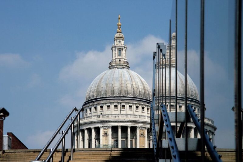 London: Private Crown Jewels Car Tour - Beefeaters and Crown Jewels