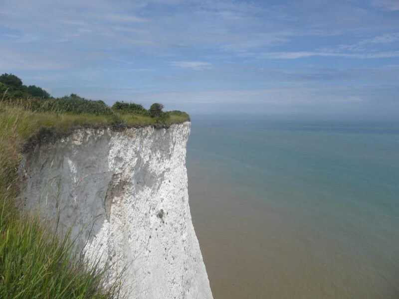 London: Private Dover Castle and White Cliffs Tour - Castle and Cliffs Exploration