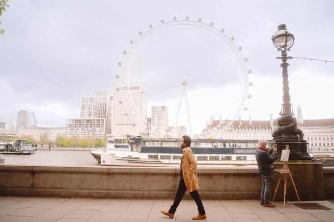 London: Private Photography With Professional Photographer - Live Tour Guide