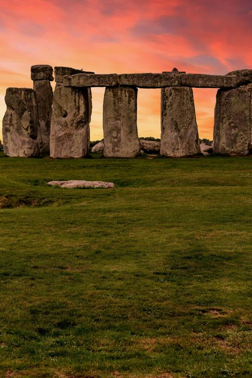 London: Private Stonehenge and Windsor Castle Tour - Good To Know