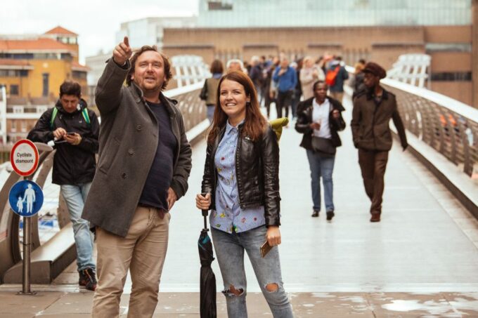 London: Private Tour With Locals – Highlights & Hidden Gems - Included Offerings