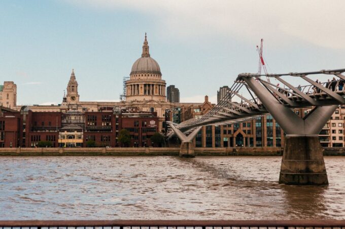 London: Private Tour With Locals – Highlights & Hidden Gems - Accessibility and Recommendations