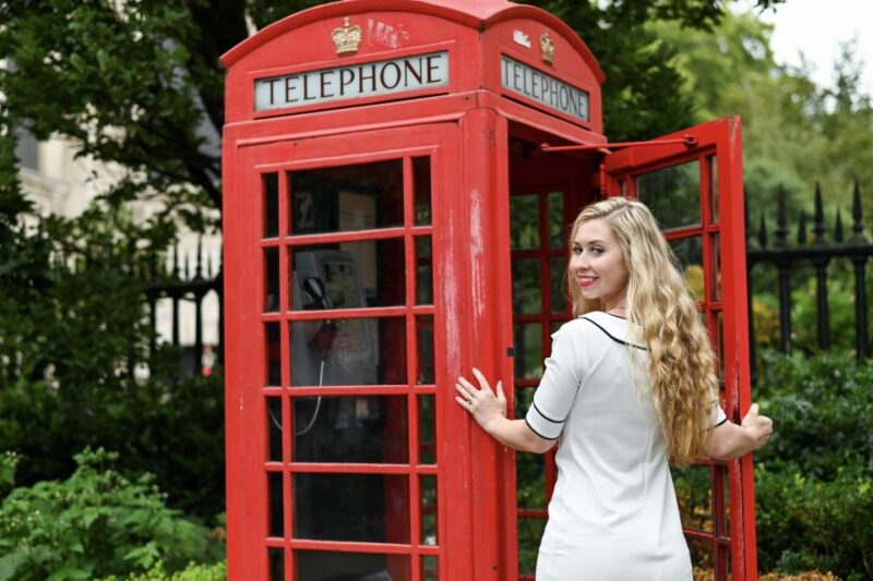 London: Professional Private Photoshoot and Edited Photos - Ideal for Couples, Individuals, Families