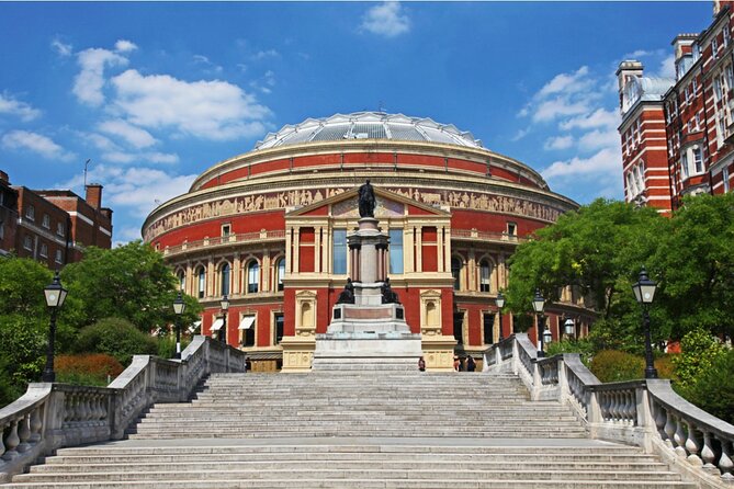 London: Queen & Freddie Mercury Quest Experience - Exploring Queens Legacy