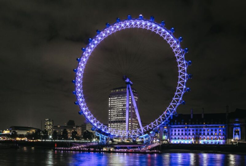 London: River Thames Dinner Cruise - Key Points