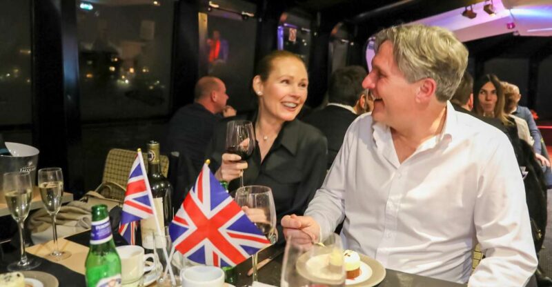 London: River Thames Dinner Cruise - Duration and Highlights