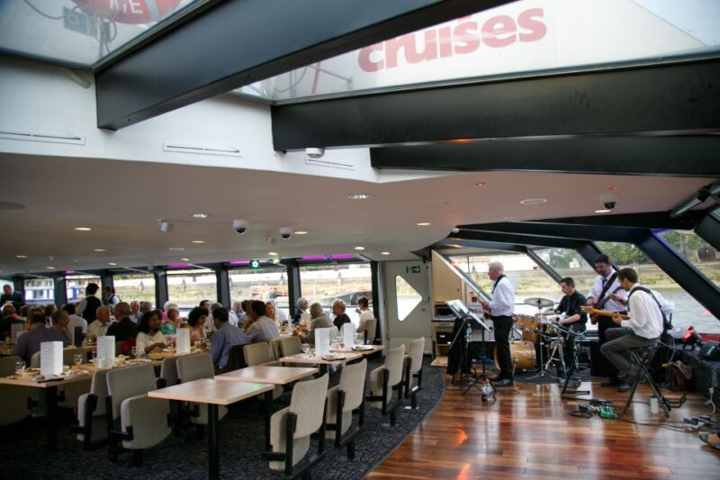 London: River Thames Dinner Cruise With Live Jazz - Meeting Point and Arrival