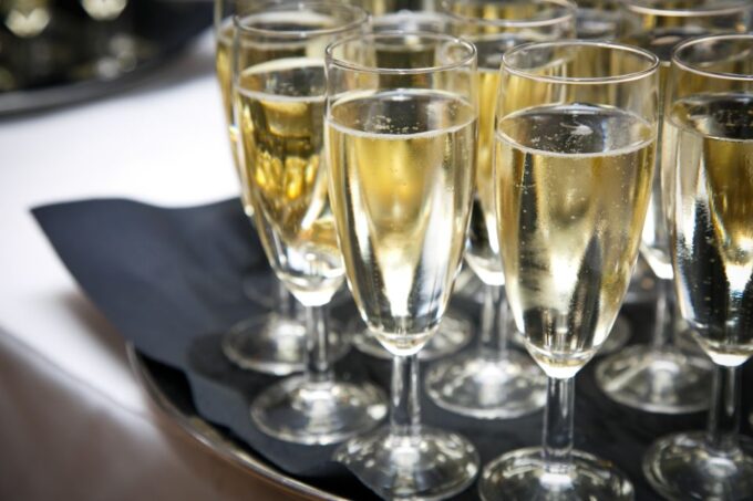 London: River Thames Dinner Cruise With Live Jazz - Stunning London Sights