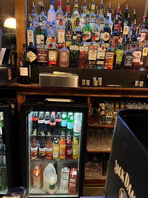 London River Walk and Hidden Gems Pub Hopping Experience - Meeting Point and Duration