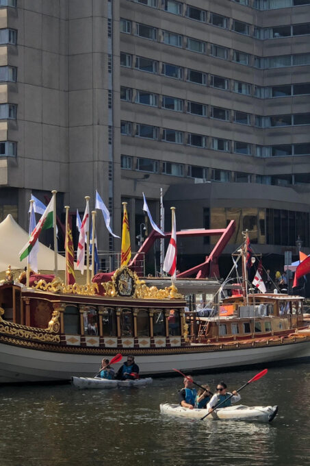 London River Walk and Hidden Gems Pub Hopping Experience - Cancellation and Booking Policy