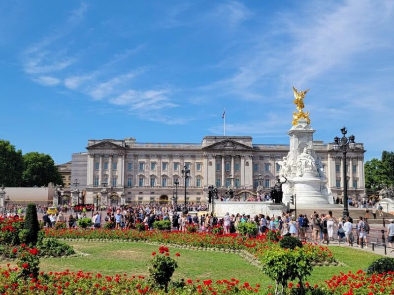 London: Royal Walking Tour and Buckingham Palace Audio Tour - Included and Not Included