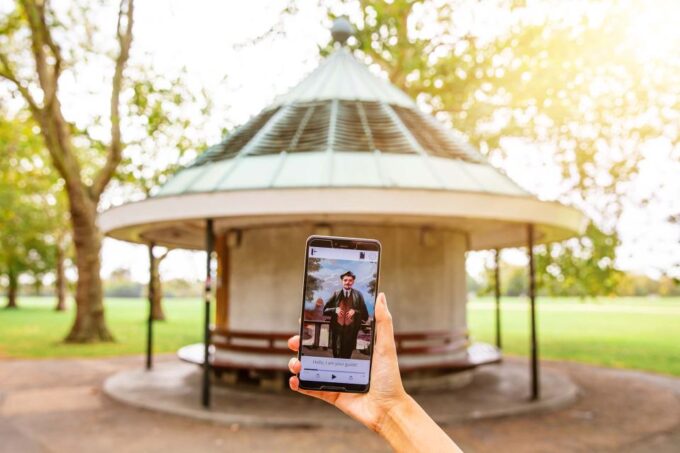 London: Sherlock Holmes Self-Guided Walking Tour - Customizable Sightseeing Experience