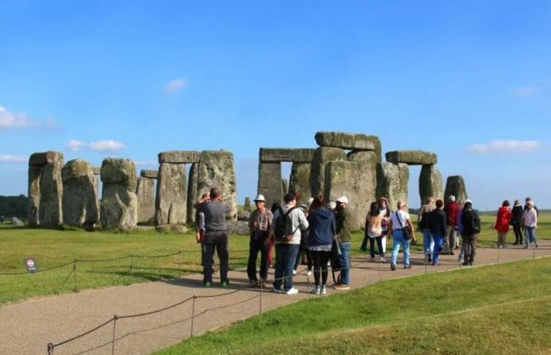 London: Stonehenge 6 Hour Tour By Car With Entrance Ticket - Key Points