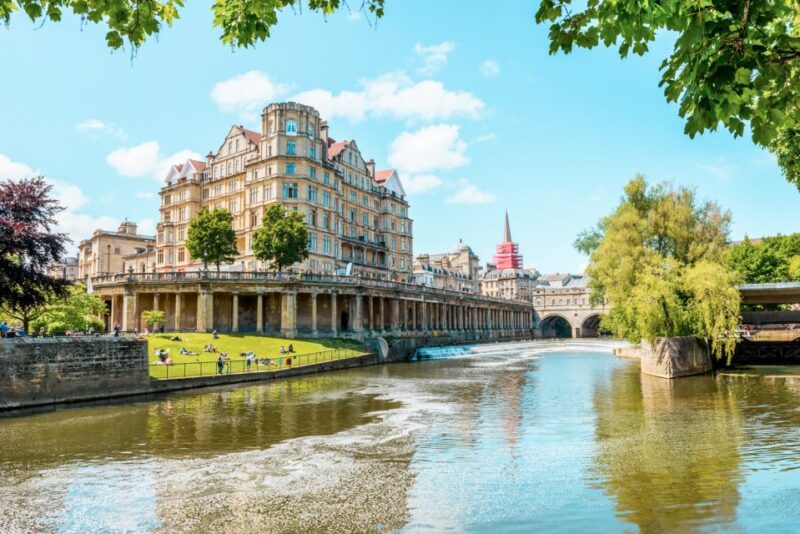 London: Stonehenge, Windsor, and Bath Day Trip by Bus - Key Points