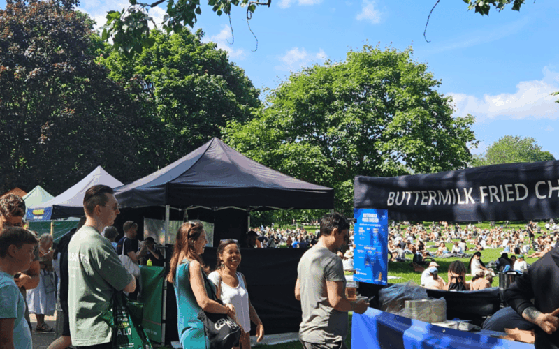 London: Sunday Market Tour With a Local Guide - Market Specialties