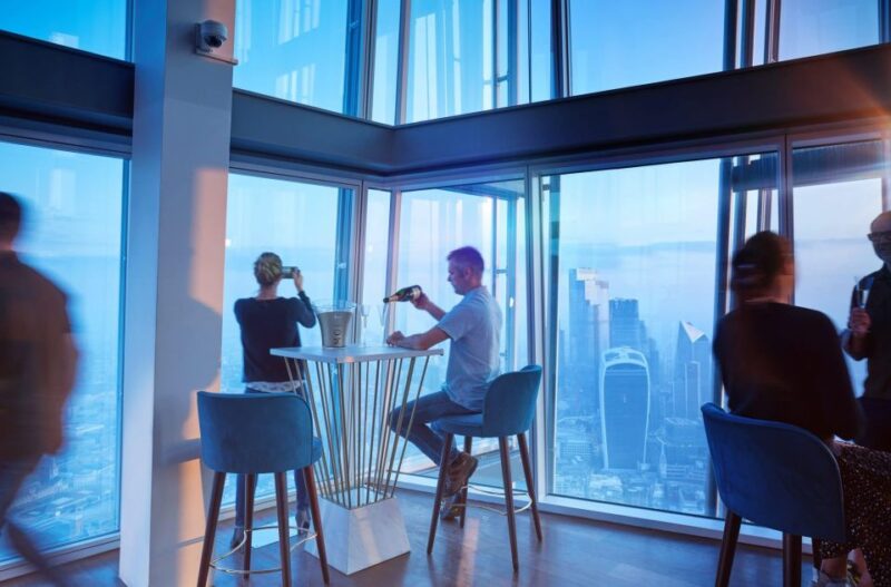 London: the Shard Entry Ticket With Champagne - Champagne Bar