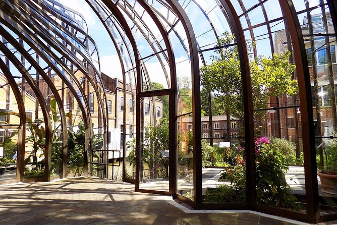 London to Portsmouth Port With BOMBAY Sapphire Distillery Experience on the Way - BOMBAY Sapphire Distillery Experience