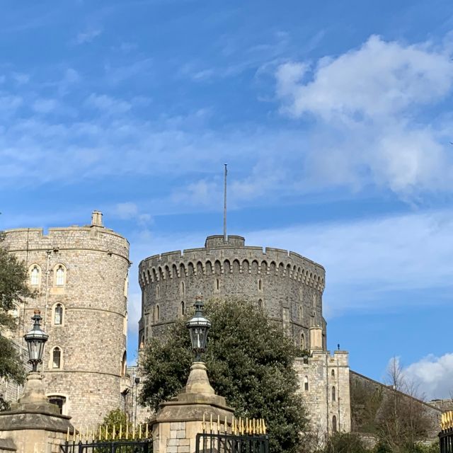 London to Windsor Round-Trip Private Transportation Service - Booking and Cancellation Policy