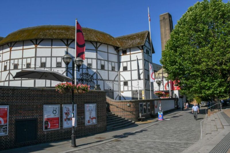 London: Top 30 Sights Walking Tour & St Pauls Cathedral - Iconic London Landmarks