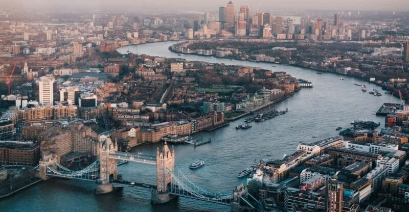 London: Top Attractions and City Highlights Walking Tour - Customer Feedback