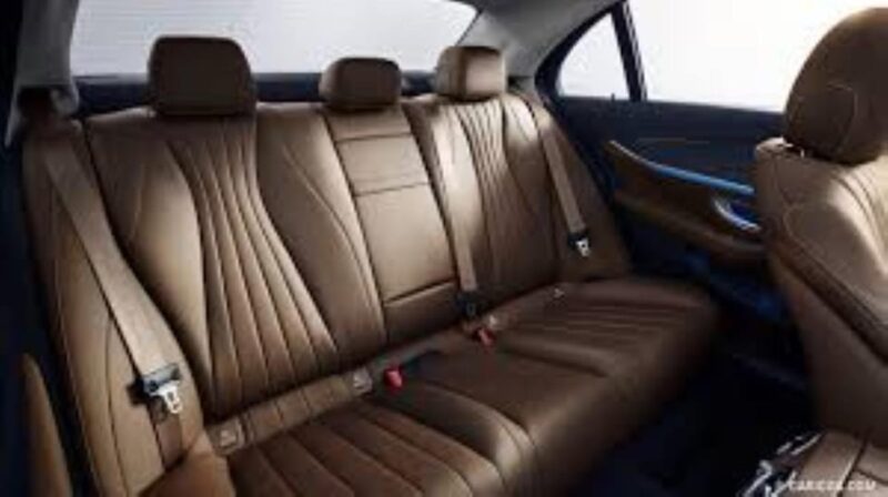London: Tour of Bath With Guide - Sedan - Included Services