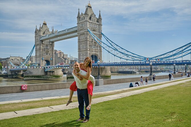 London Tower Bridge Private Professional Photo Shoot 60MIN - Flexible Scheduling Options