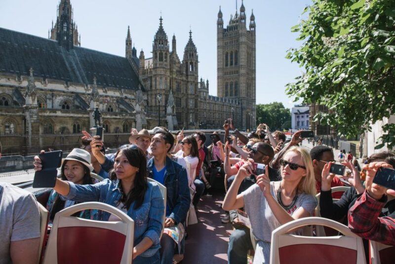 London: Tower of London, Hop-on, Hop-off Bus & River Cruise - Tower of London Experience