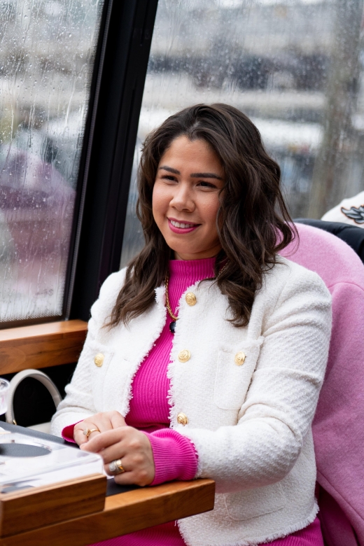 London: Traditional Afternoon Tea Tour in a Luxury Coach - Culinary Experience