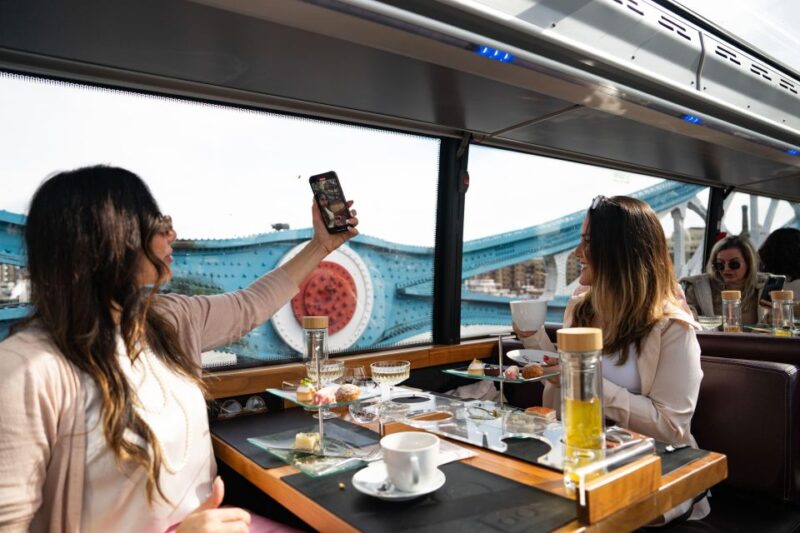 London: Traditional Afternoon Tea Tour in a Luxury Coach - Sightseeing Highlights