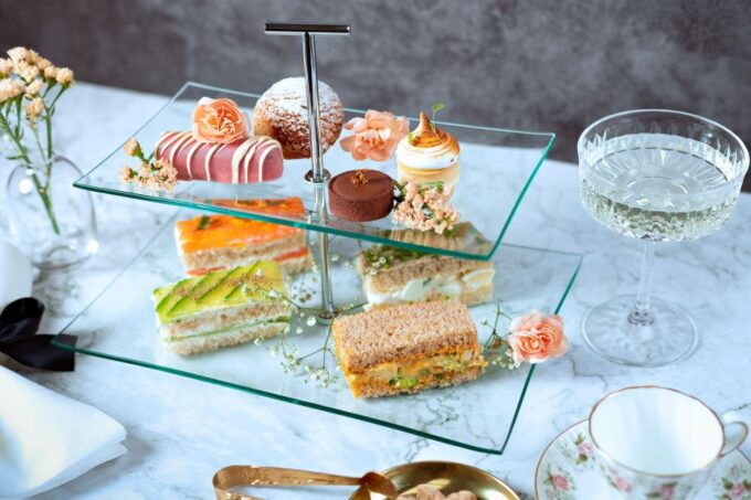 London: Traditional Afternoon Tea Tour in a Luxury Coach - Customer Reviews