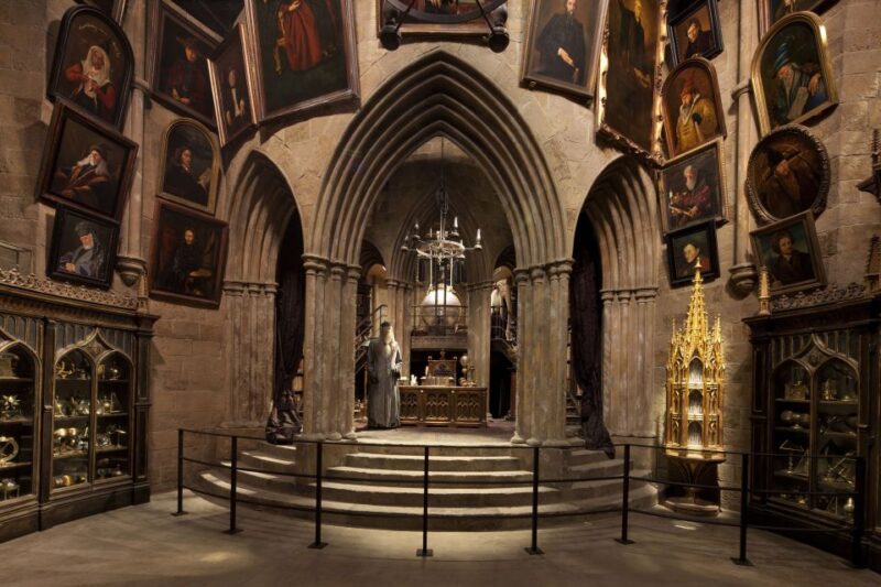 London: Warner Bros. Studio Tour With Return Transportation - Transportation Pickup Times