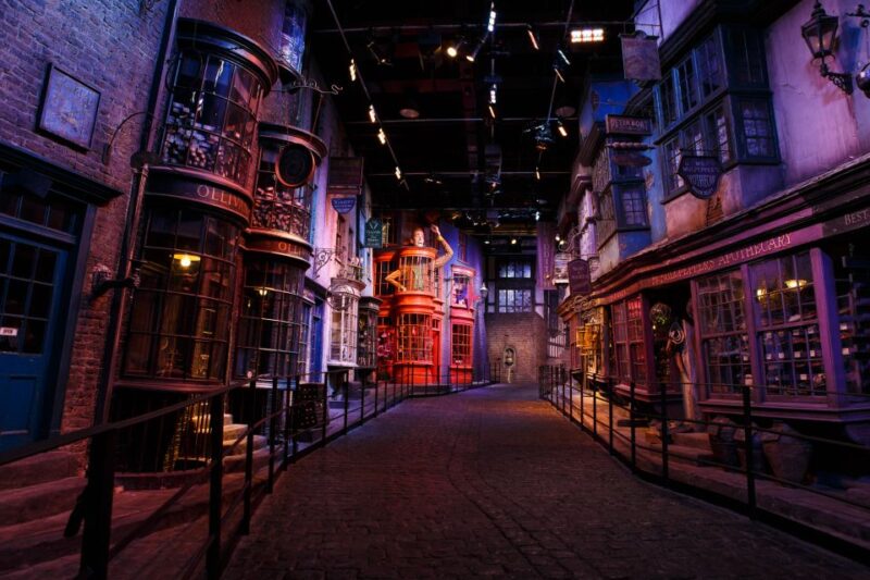 London: Warner Bros. Studio Tour With Transfers - Experience on the Studio Tour