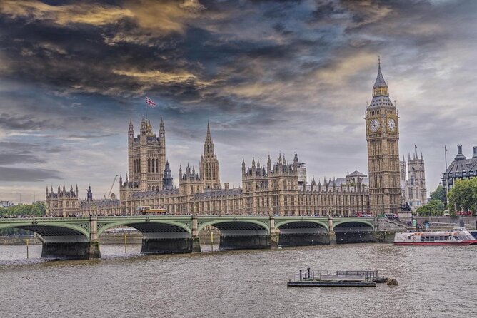 London Westminster Abbey Fast-Track Tickets With Guide and Pickup - Key Points