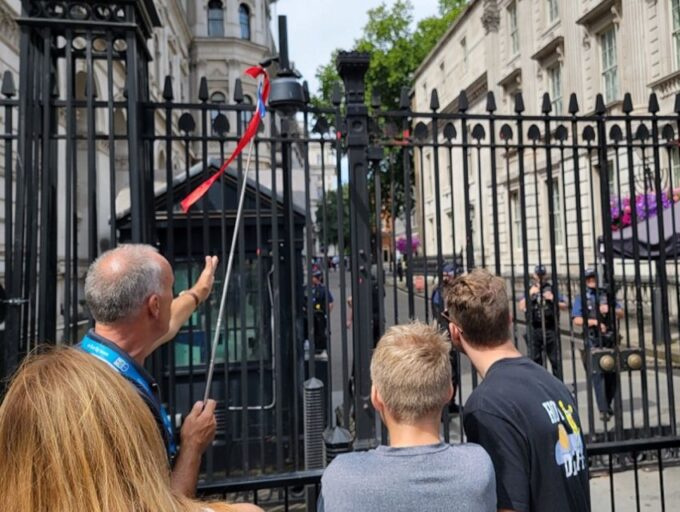 London: Westminster Abbey, Tower of London and Boat Tour - Tour Inclusions and Exclusions