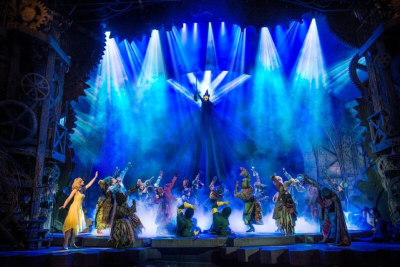 London: Wicked the Musical Show Ticket and Dinner - Wicked the Musical Tickets