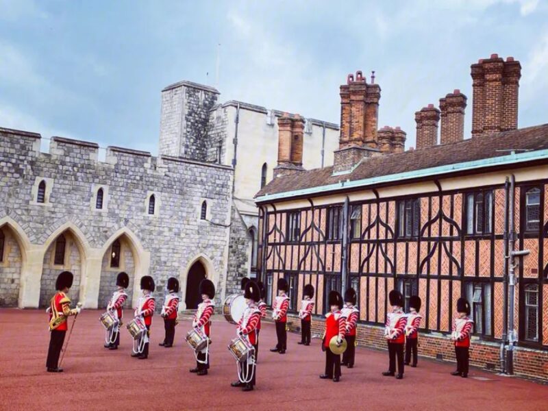 London: Windsor Castle Ticket & Private Transfer - St. Georges Chapel