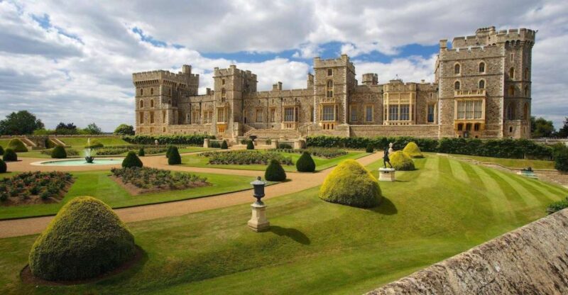 London: Windsor Castle Ticket & Private Transfer - The State Apartments