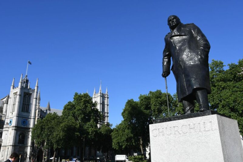 London: WW2 Day Out: Churchill War Rooms & HMS Belfast - Churchill War Rooms Experience