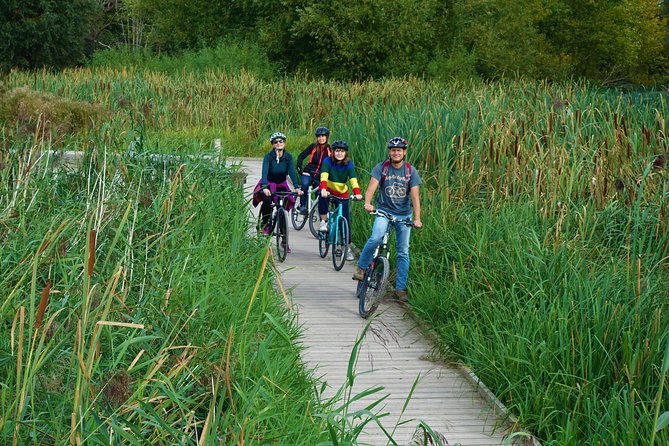 Londons Best Kept Secret Bike Tour - Exploring Historic Sights