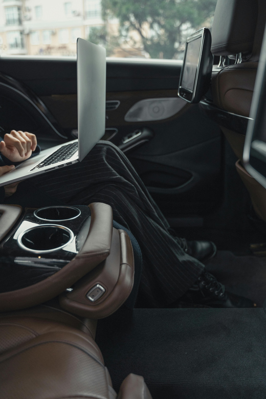 Long Distances - Experienced and Multilingual Drivers