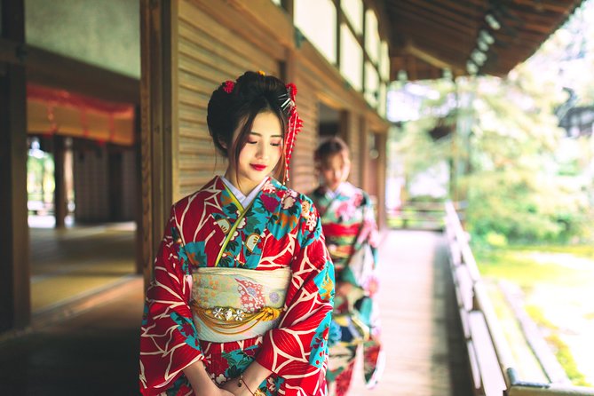 Long-sleeved Furisode Kimono Experience in Kyoto - Staff and Language Support