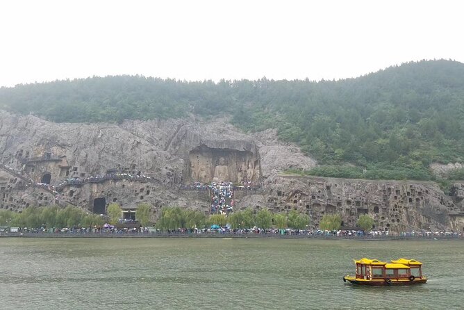 Longmen Grottoes & Luoyang Ancient Art Museum Day Tour From Xian by Fast Train - Longmen Grottoes Highlights